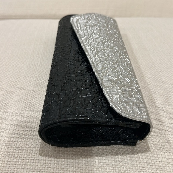 Clutch bag - Picture 7 of 7